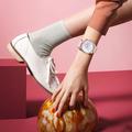 V65 1.32-tuumainen AMOLED kosketusnäyttö Smart Watch Sykemittari Naisten urheiluranneke, silikonihihna