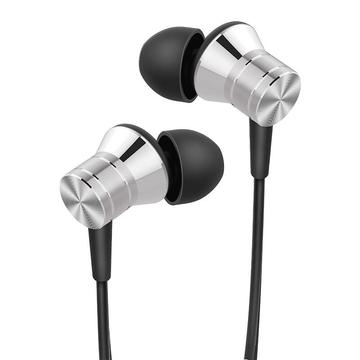 1More P10 Piston Fit langalliset kuulokkeet USB-C-liittimellä - hopea