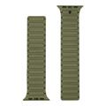 Apple Watch Series 10/9/8/SE (2022)/7/SE/6/5/4/3/2/1 Tactical MagBand - ranneke - 42mm/41mm/40mm/38mm - Metsänvihreä