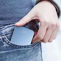 C10 Kannettava 15W magneettinen langaton tehopankki 5000mAh - musta