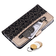 iPhone 16 Plus Lace Pattern Lompakkokotelo - Musta