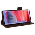 Motorola Edge 50 Pro Lompakkokotelo Magneettisella Sulkijalla - ruskea