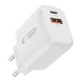 Tech-Protect NCA30 Dual-Port PD 30W/QC3.0 -laturi Lightning-kaapelilla - Valkoinen