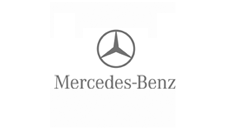 Mercedes-Benz kojelaudan kiinnitys