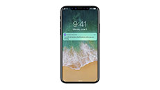 iPhone X autolisävarusteet