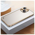 iPhone 13 Bumper Metallico Muovisella Takapaneelilla - Kulta