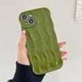 iPhone 15 3D Lineaarinen aaltoileva kotelo - vihreä