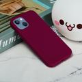 iPhone 15 Liquid Silicone Suojakuori - Viininpunainen