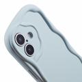 iPhone 16 Candy Color Wavy TPU-kotelo - Vaaleansininen