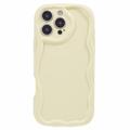iPhone 16 Pro Candy Color Wavy TPU-kotelo - keltainen