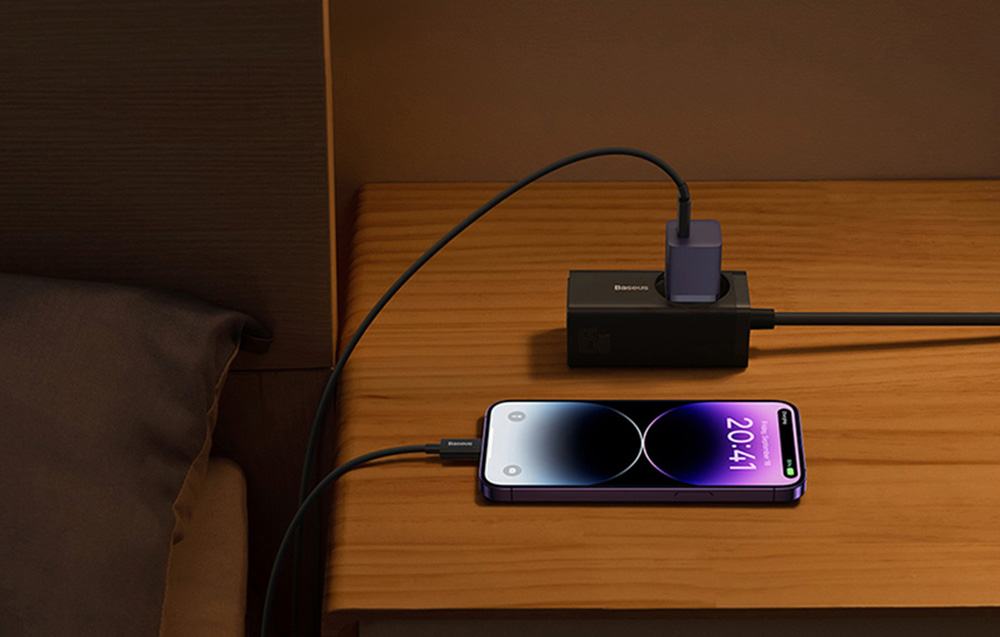 Baseus Mini GaN5 30W USB-C seinälaturi - violetti