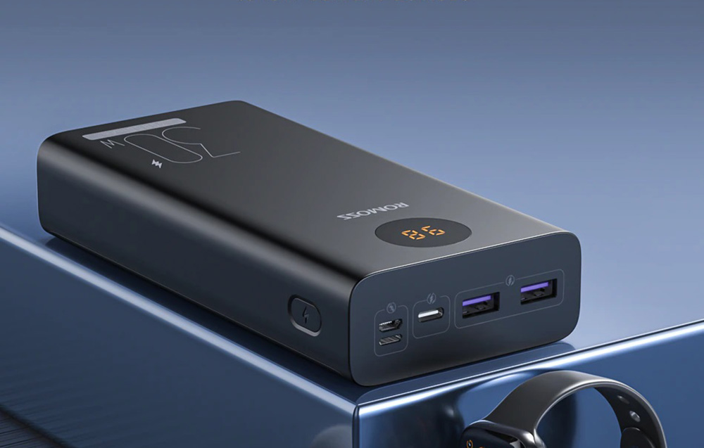 Romoss PEA30 Power Bank 30000mAh - USB-C, USB-portit - musta