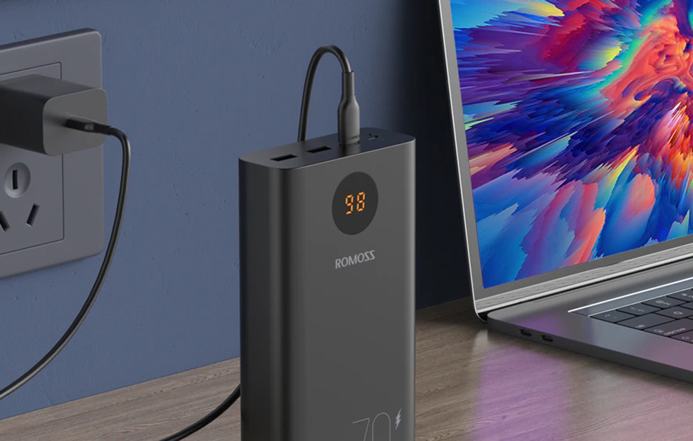 Romoss PEA30 Power Bank 30000mAh - USB-C, USB-portit - musta