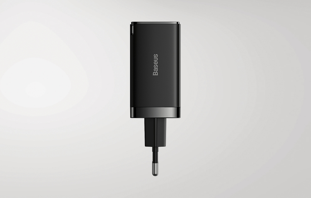 Baseus GaN5 Pro 65W seinälaturi - 2xUSB-C, USB-A - musta